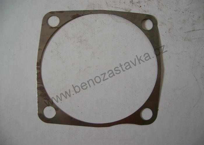 Distanční podložka - Zetor URIII