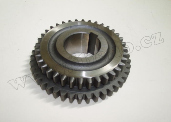 Kolo 4. a 3. rychlosti - Zetor URI