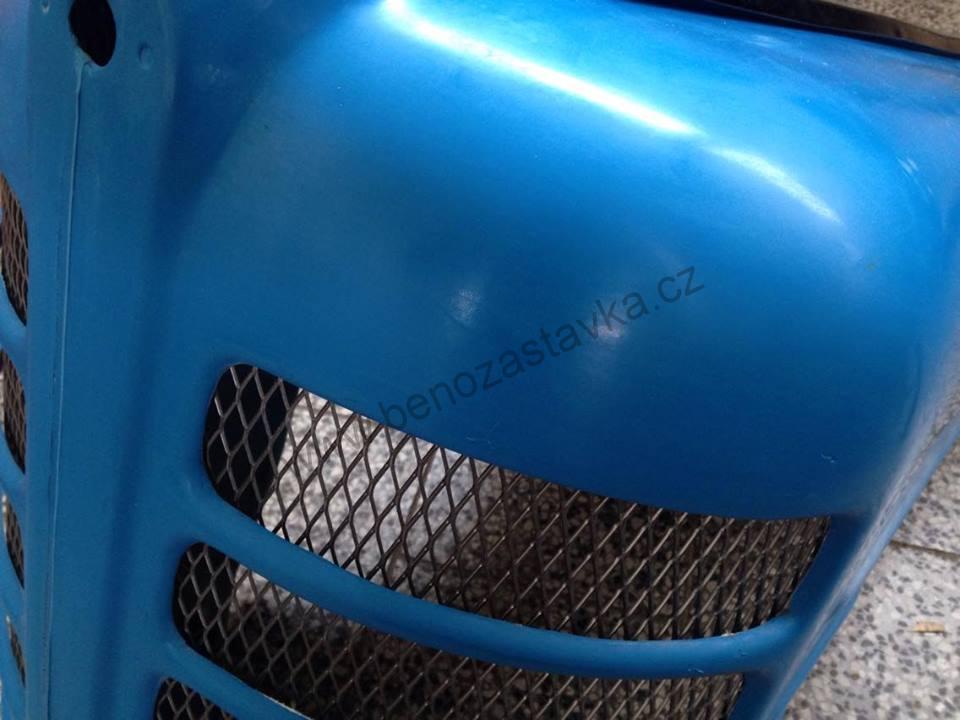 Kapotování motoru laminát - Zetor 2011