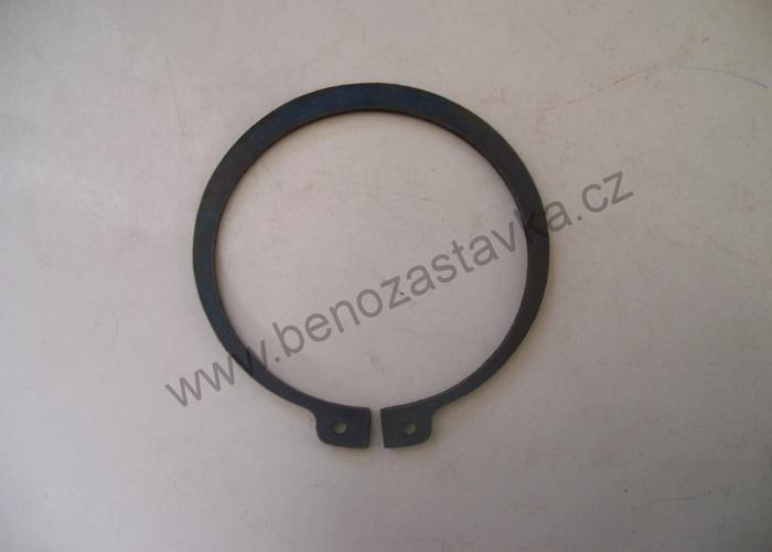 Pojistný kroužek pro hřídel 50 - Zetor
