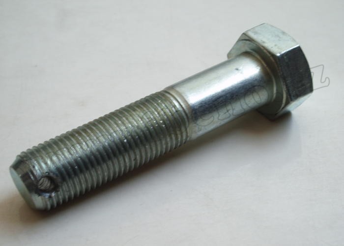 Šroub M16x1.5x110 - Zetor URI