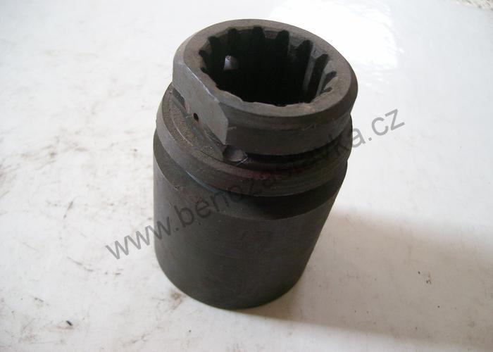 Řadící objímka - Zetor URIII