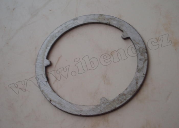 Opěrný kroužek - Zetor URI