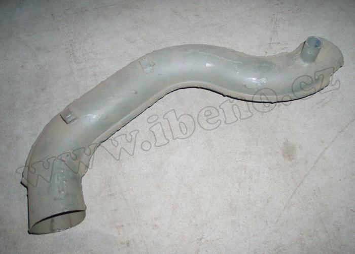 Sací trubka s odvodem ke kompresoru - Zetor URI