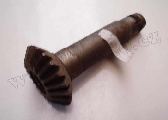 Hnací kuželové kolo - Zetor URI