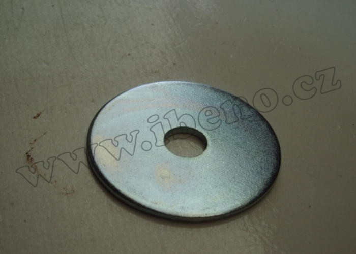 Podložka IV. - Zetor URI