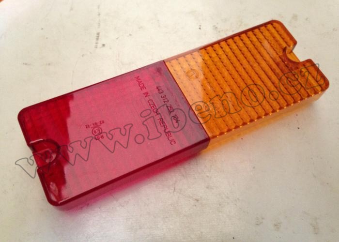 Krycí sklo pravé zadní - Zetor