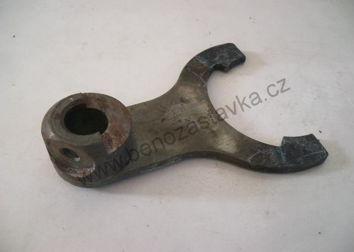 Přerušovací vidlice - Zetor