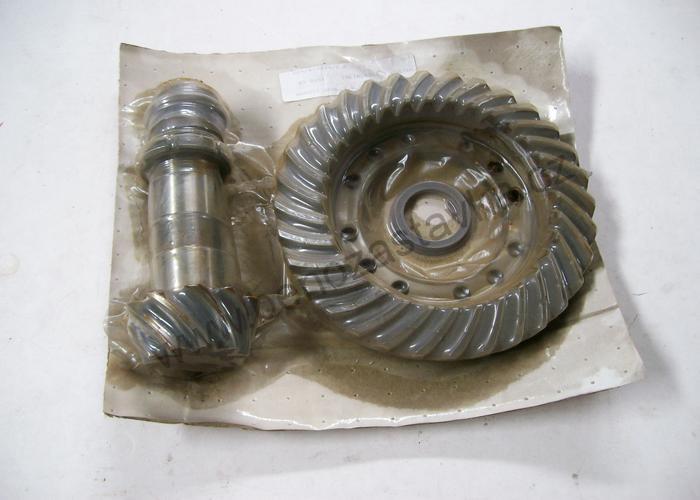 Talířové kolo s pastorkem přední hnací nápravy CARRARO