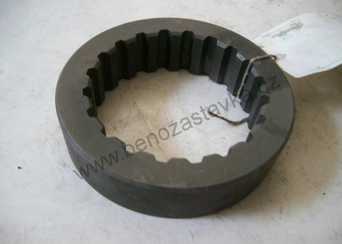 Objímka - Zetor URII