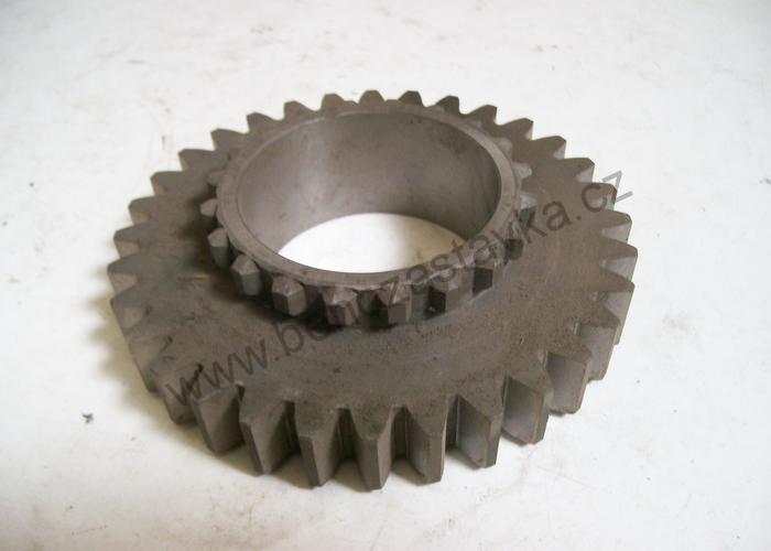 Hnané kolo vývodového hřídele - Zetor URII