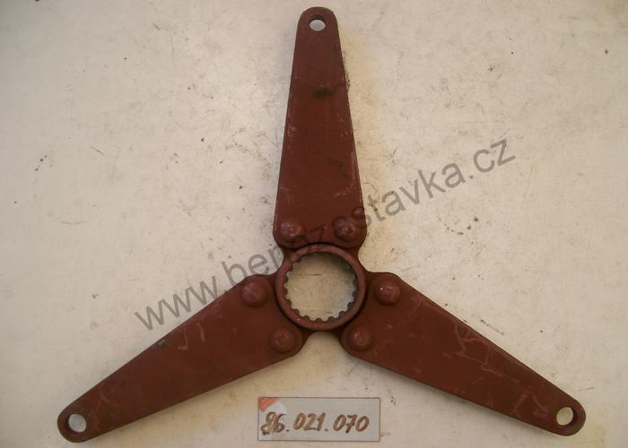 Unašeč vývodového hřídele - Zetor URII