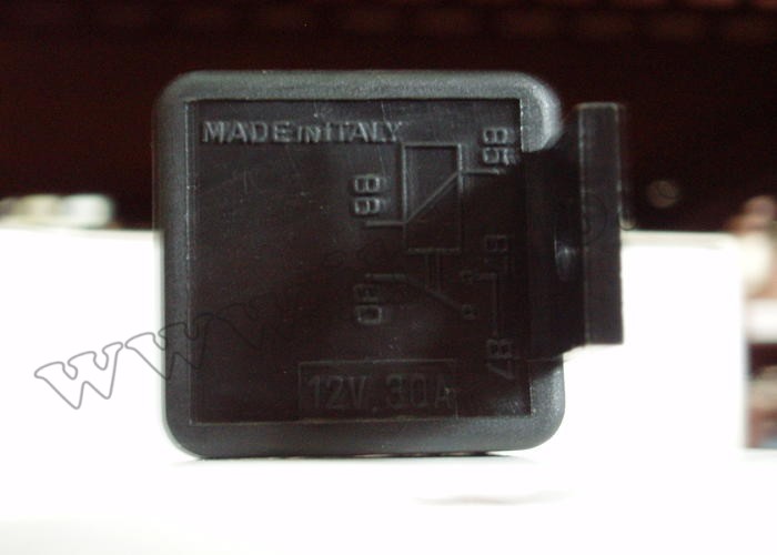 Relé mlhovek - Zetor URI