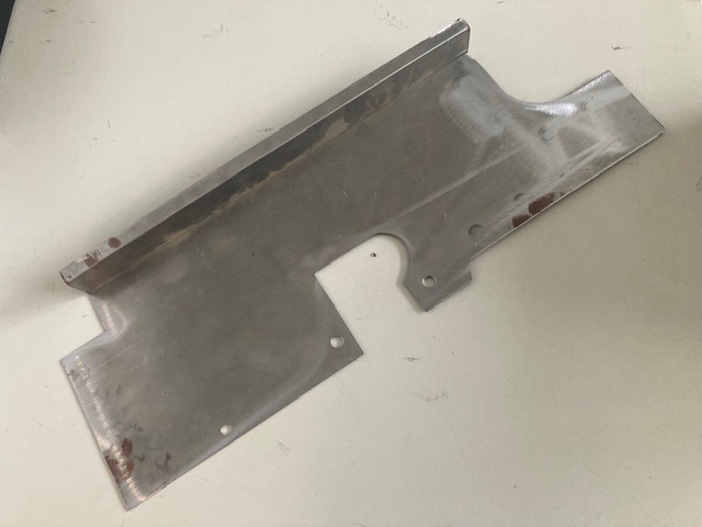 Levý podlahový kryt - Zetor 25 A/K