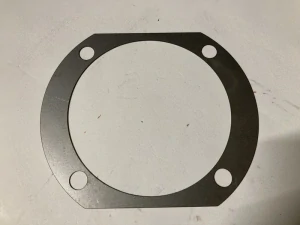Distanční podložka přímý záběr s redukcí 0,1 mm - Zetor 25 A/K