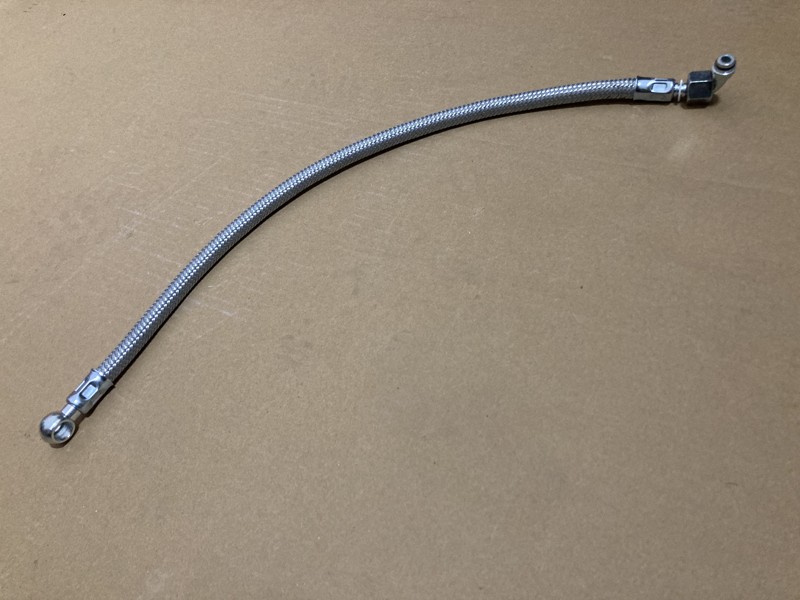 Palivová hadice mezi nádrž a palivový čistič oko - 12 mm /M16 - Zetor 25 A/K