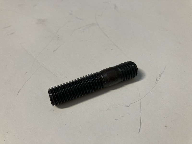 Šroub vodní pumpy - M10x35 - Zetor 25 A/K