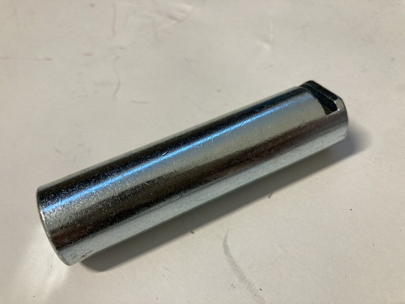 Čep závěsu - Zetor 25 A/K