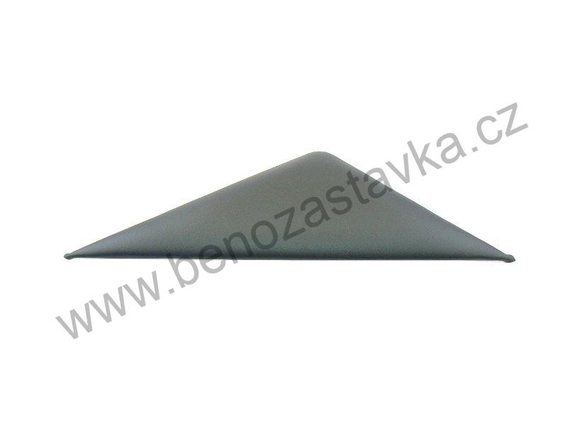 Výplň pravá černá - Zetor