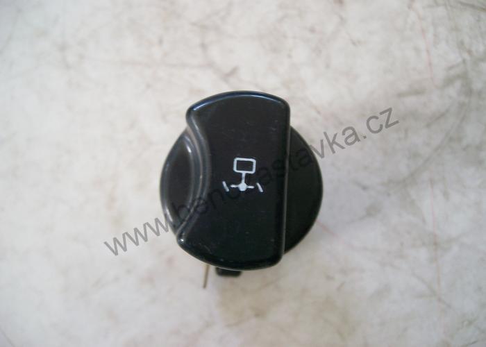 Spínač přední hnací nápravy - Zetor URIII