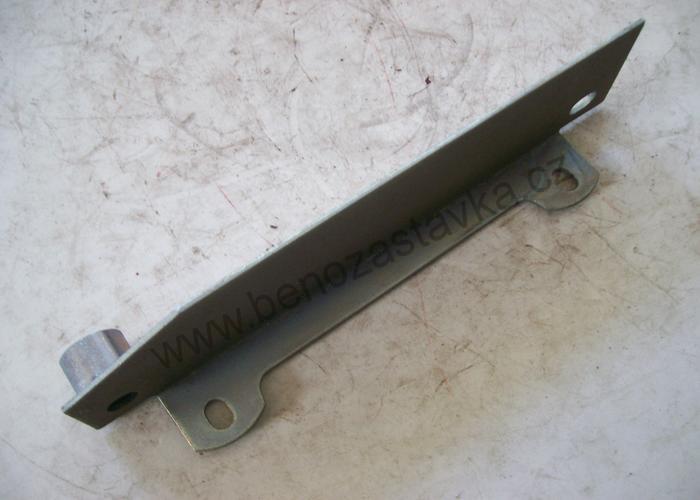 Příchytka - Zetor URIII