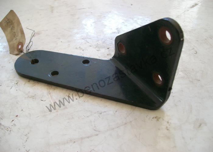 Konzola závěsu - Zetor URIII