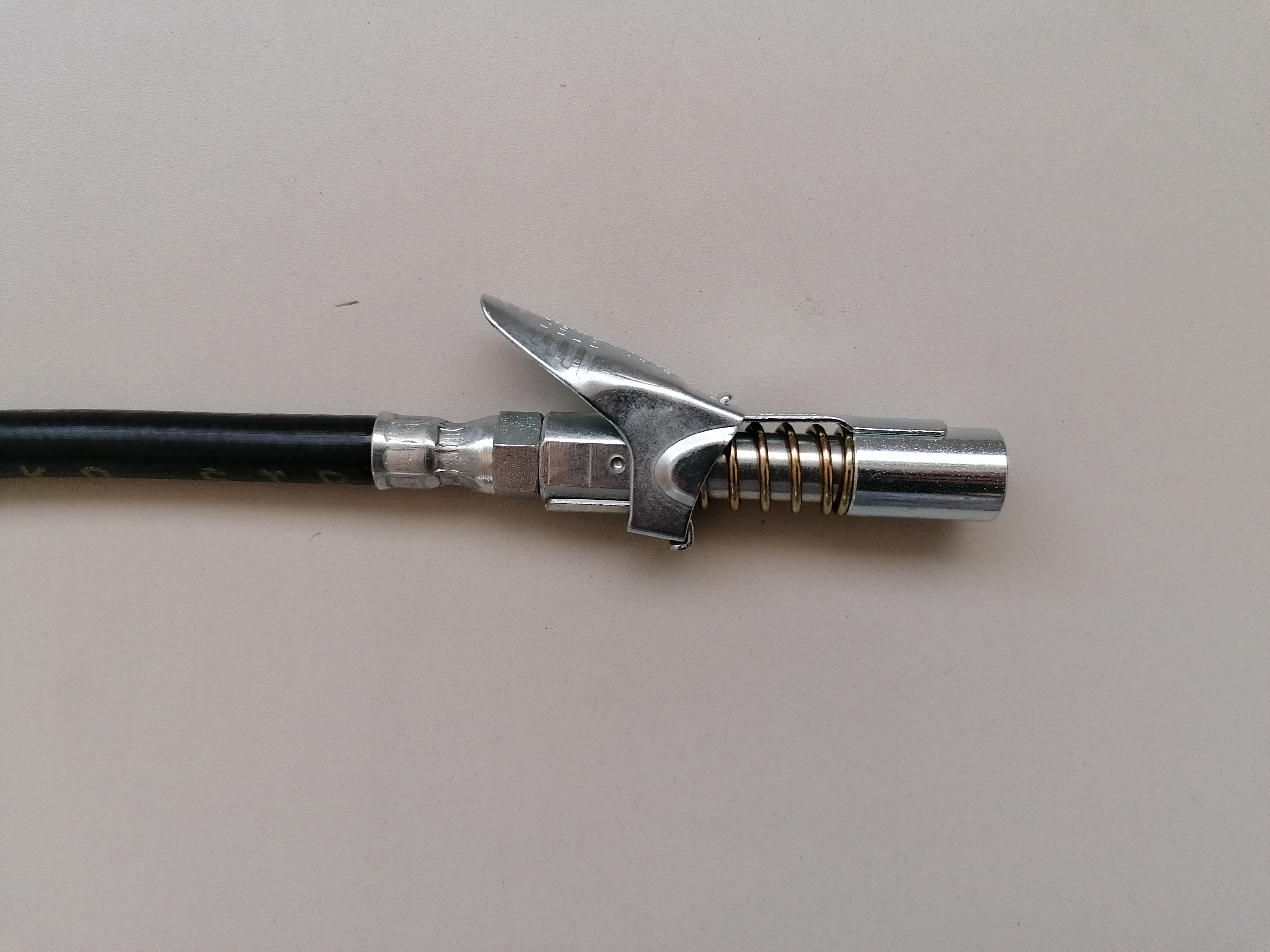 Mazací nástavec s pojistkou M10x1