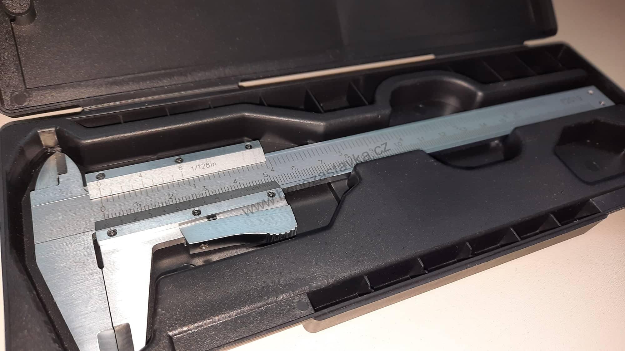 Posuvné měřítko/šuplera - 150 mm - DIN 862 - Fervi