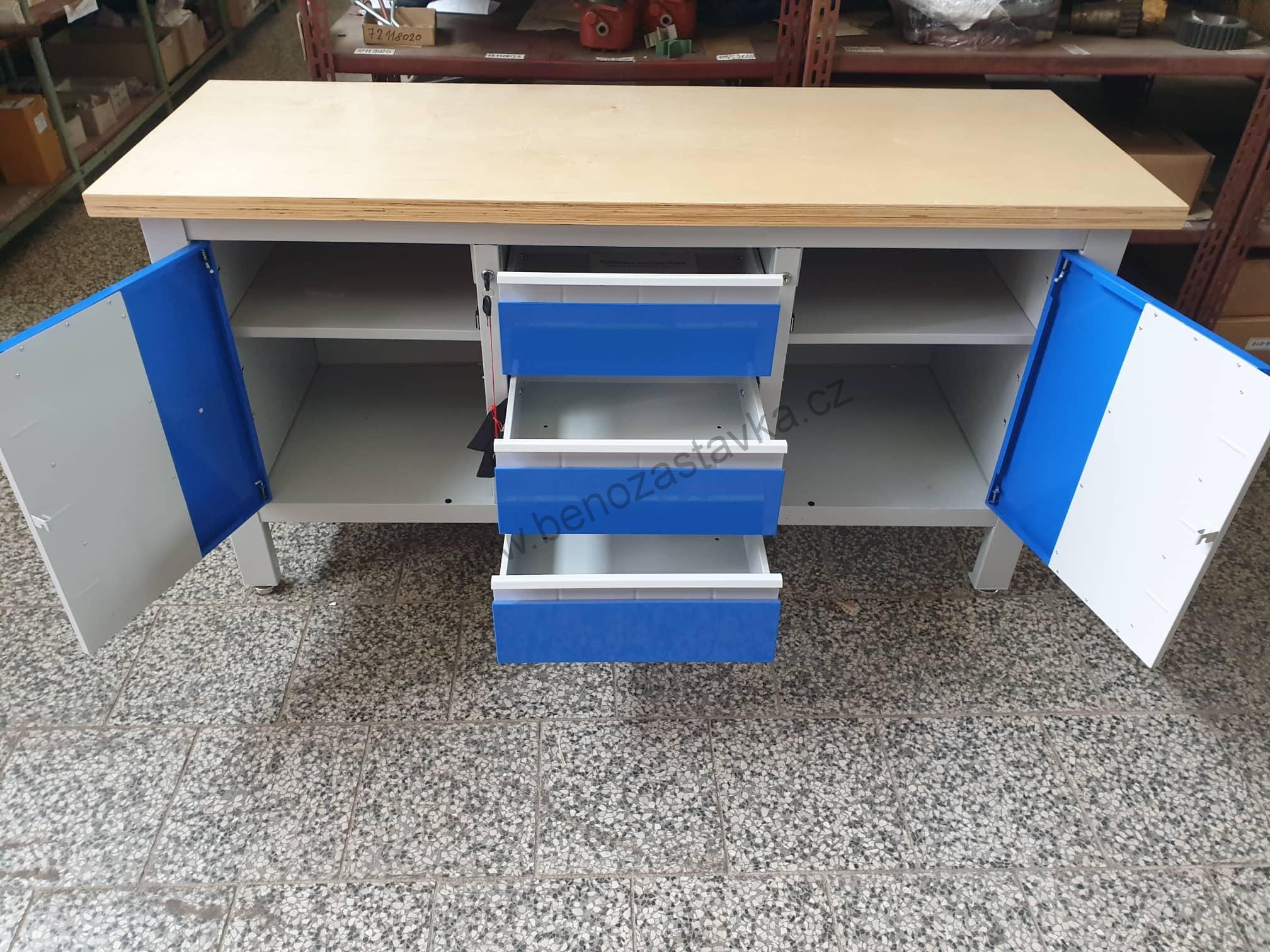 Souprava pracovního stolu FERVI
