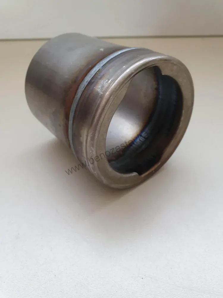 Navařovací hrdlo palivové nádrže Ø 80mm