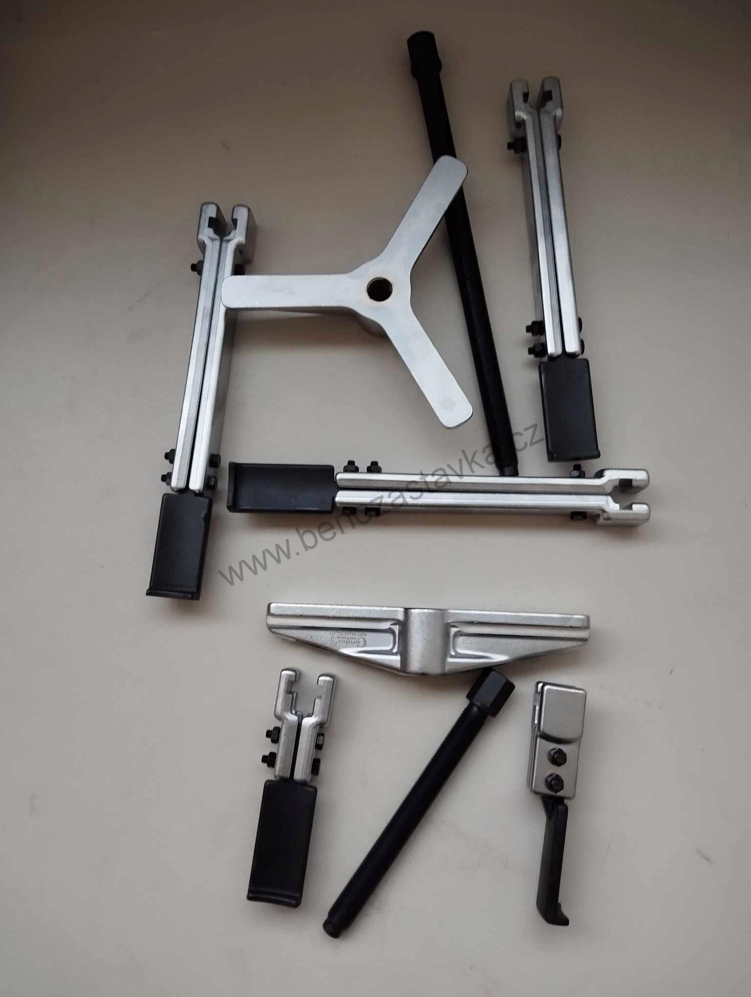 Univerzální sada stahováků, dvou/tříramenné, ø 40-125mm, 100-255mm