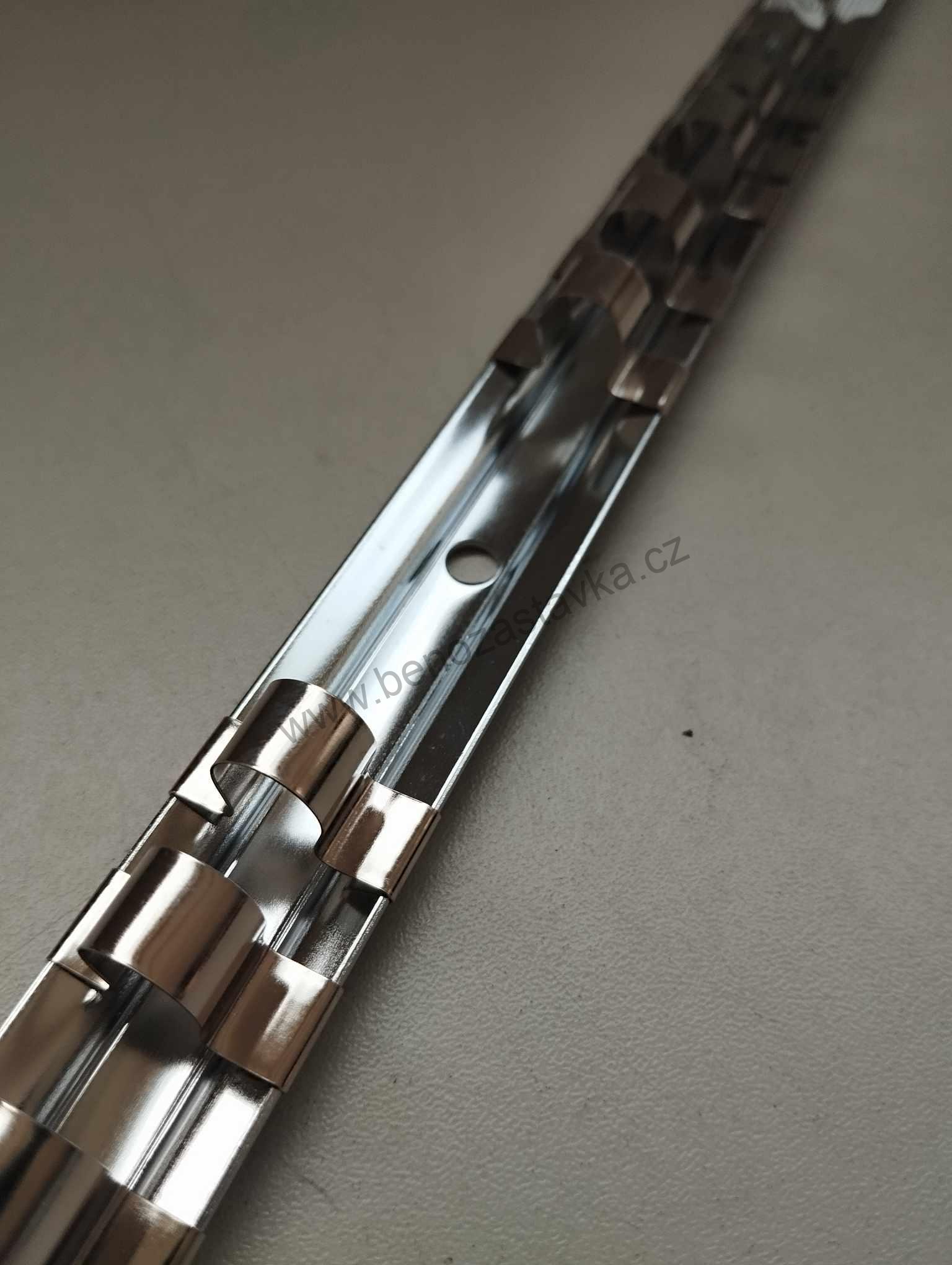 Lišta kovová na hlavice 3/8" - 15 úchytů