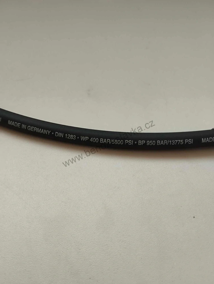 Vysokotlaká pryžová pancéřová hadice M10x1 - 500mm