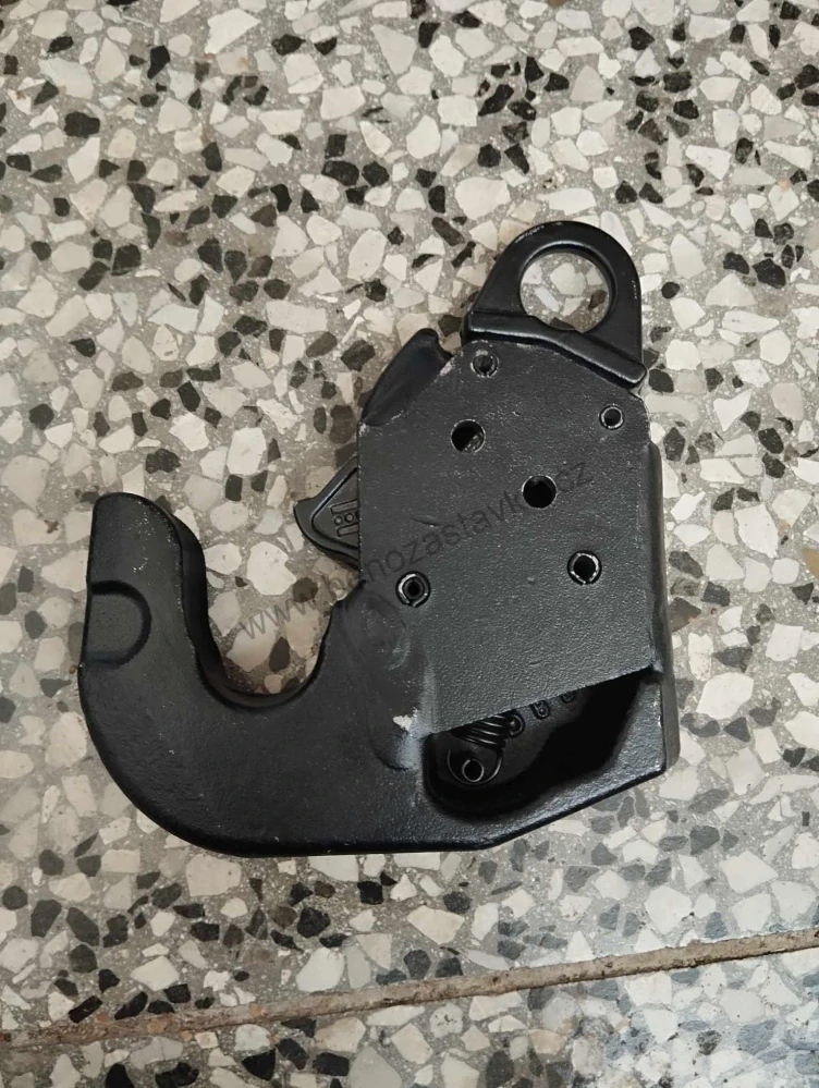 Rychloupínák, Hák spodního závěsu Kat. 1