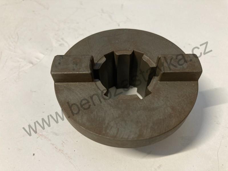 Náhon travní sekačky - horní unašeč lamely - Zetor 25 A/K