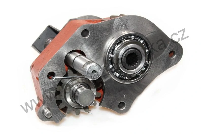 Náhon čerpadla hydrauliky - Zetor URII