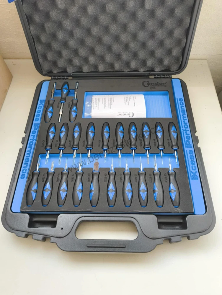 Sada demontážního nářadí na konektory 23 ks