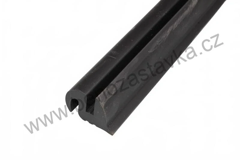 Těsnící guma boční metráž - Zetor