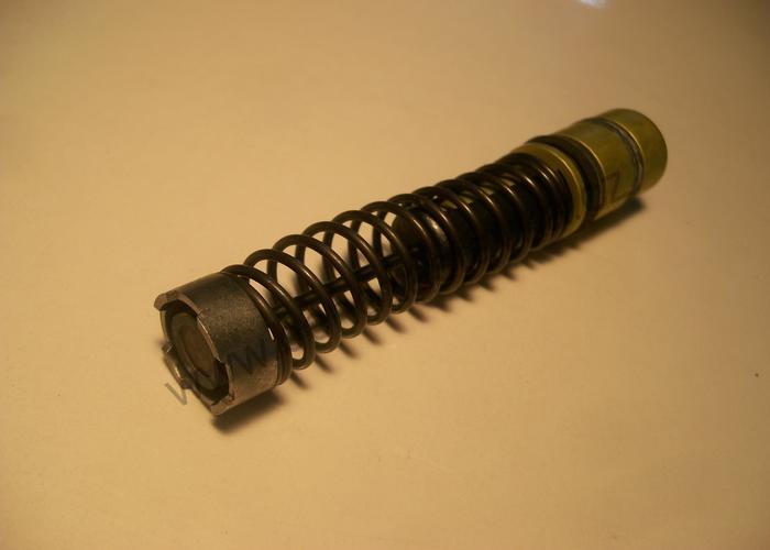 Píst se záklopkou - Zetor