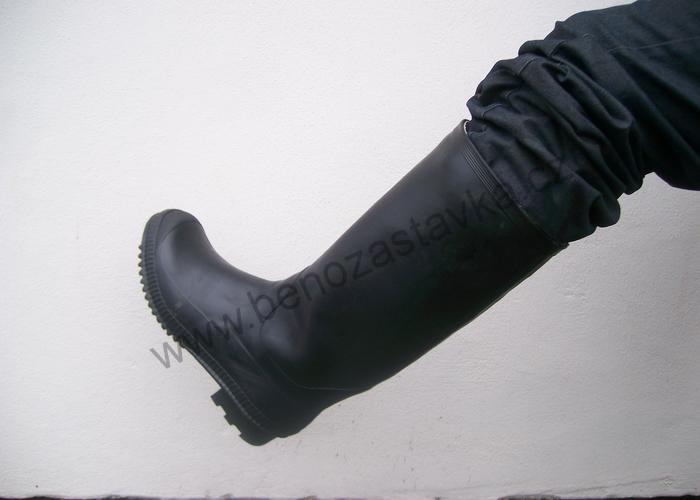 Holínky černé válené - Slovensko - velikost 45/10