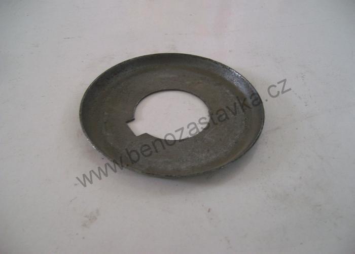 Přední odstředivý kroužek - Zetor