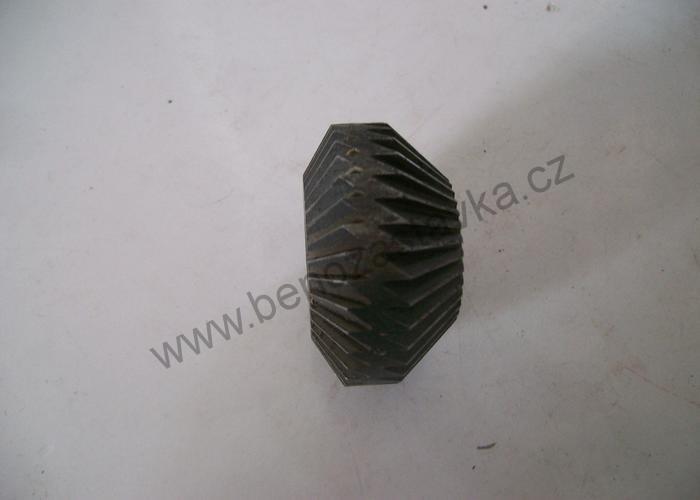 Úhlová fréza pro výfukový ventil - Zetor