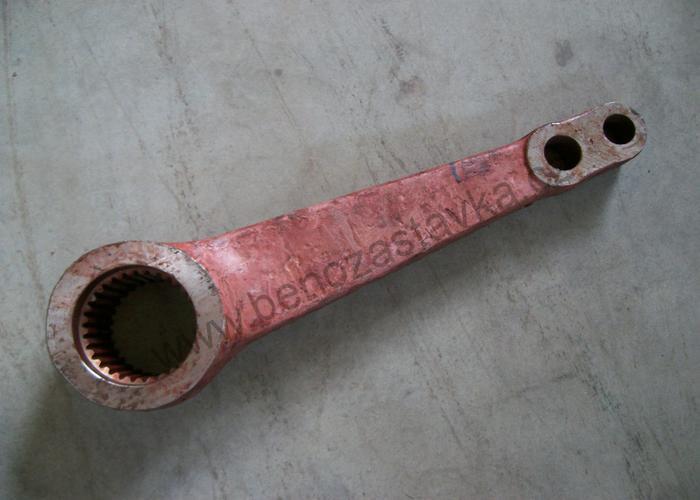 Rameno zvedacího mechanismu - Zetor