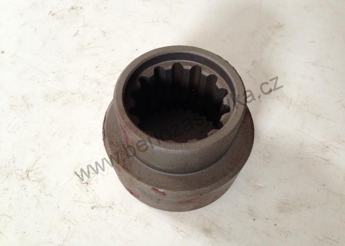 Zubová spojka - Zetor URIII