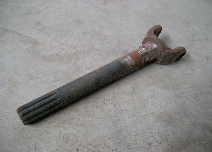 Poloosa hřídel do přední nápravy - Zetor URI