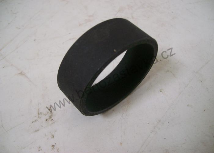 Distanční trubka - Zetor URII