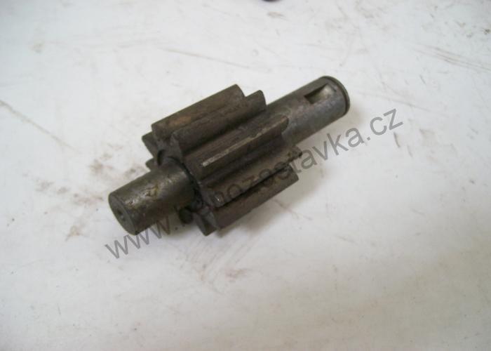 Hnací kolečko s hřídelí - Zetor URII