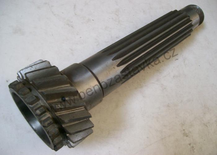 Hnaný hřídel - Zetor URII