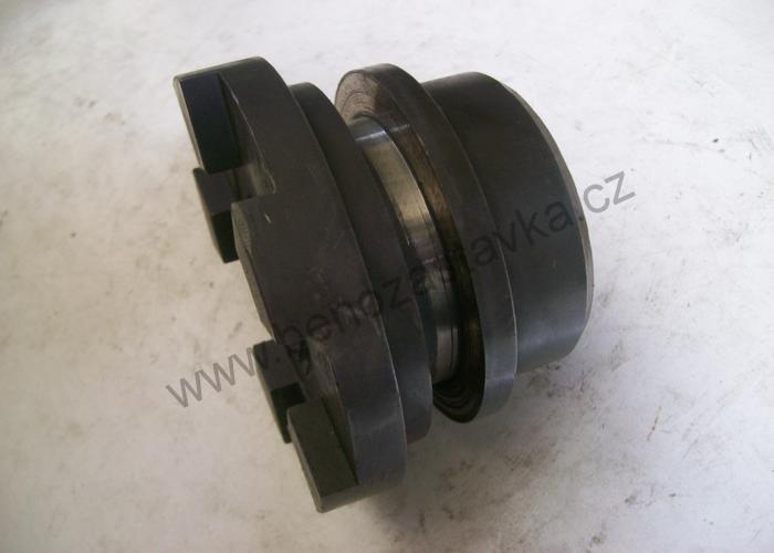 Spojka uzávěrky - Zetor URII