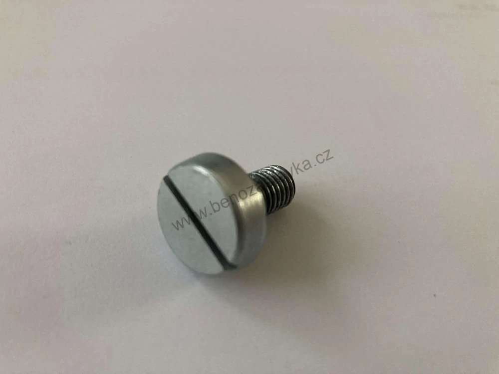 Šroub přístrojové desky - Zetor